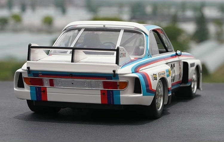 1:18 BMW 1975 3.0 CSL #25 Model Car