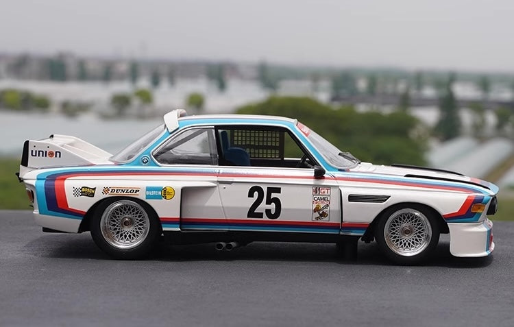 1:18 BMW 1975 3.0 CSL #25 Model Car