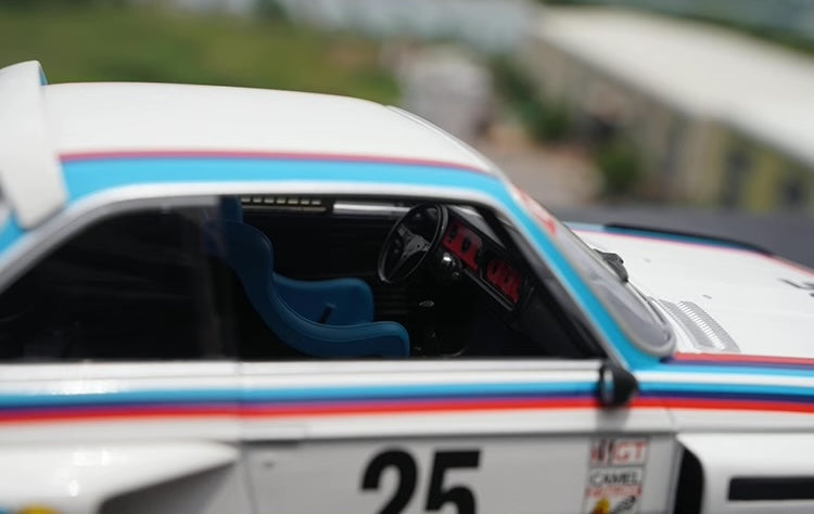 1:18 BMW 1975 3.0 CSL #25 Model Car