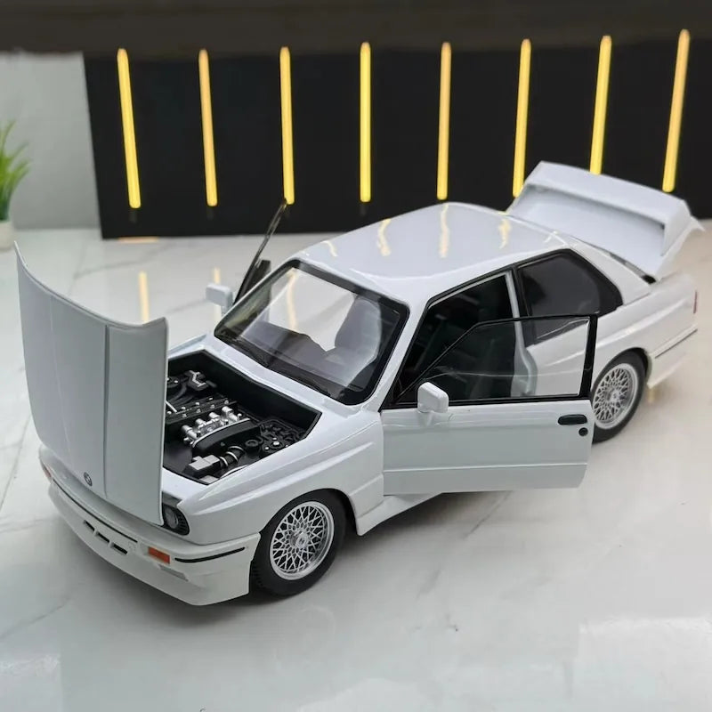 1:24 BMW 1987 M3 E30 Die Cast Model Car