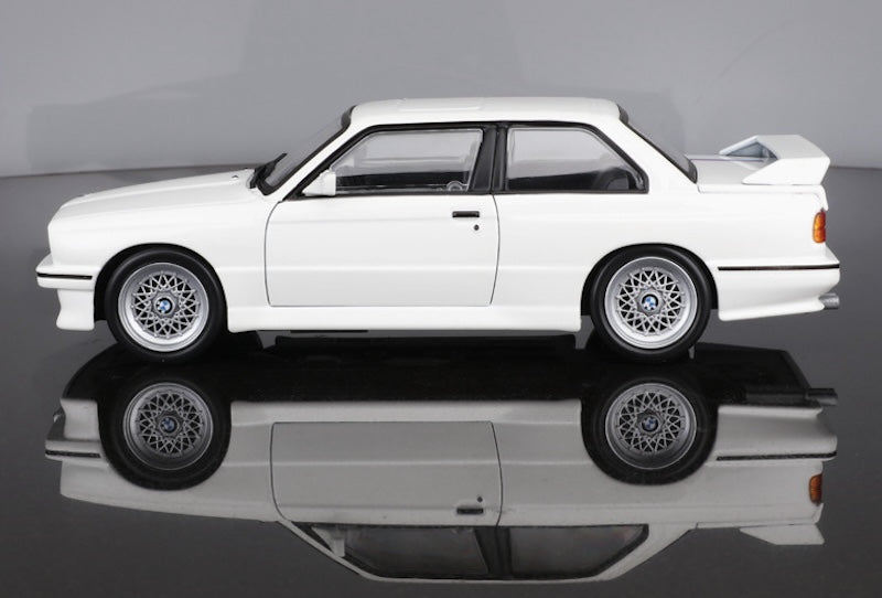 1:24 BMW 1988 M3 E30 Die Cast Model Car