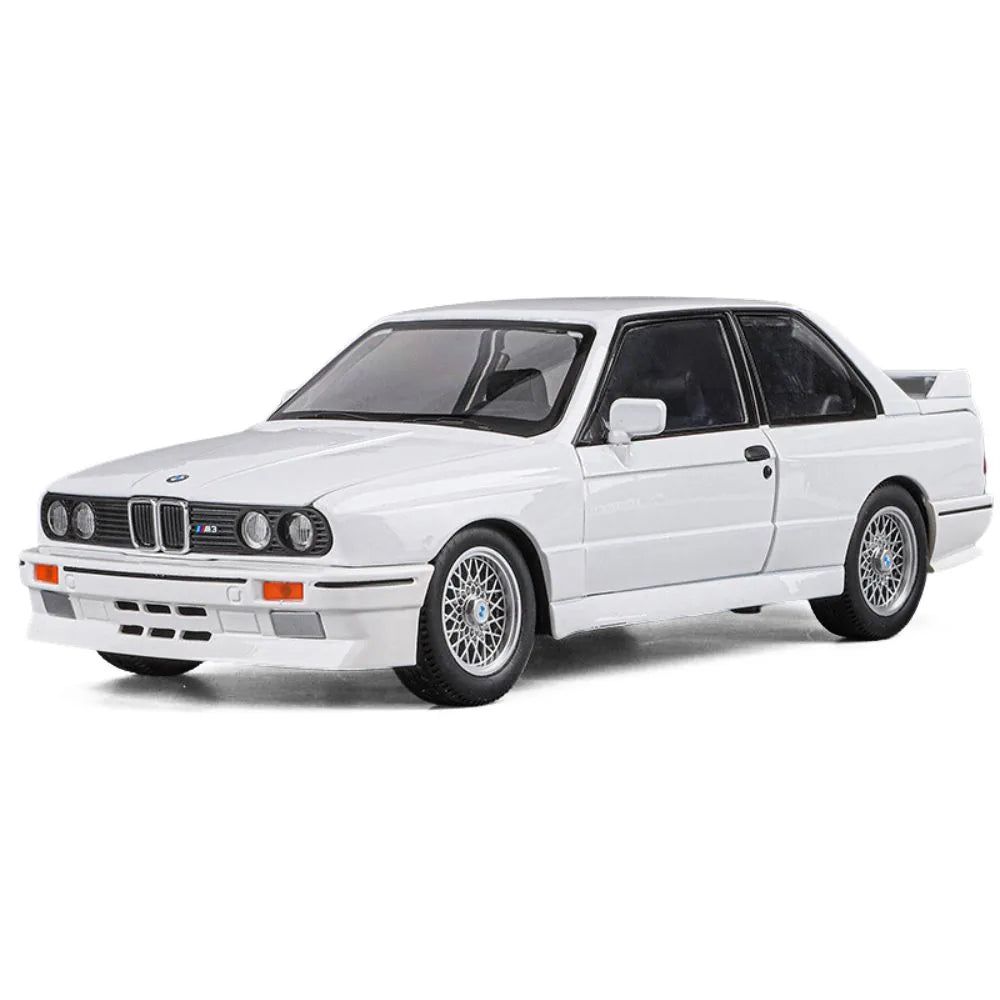 1:24 BMW 1987 M3 E30 White Die Cast Model Car