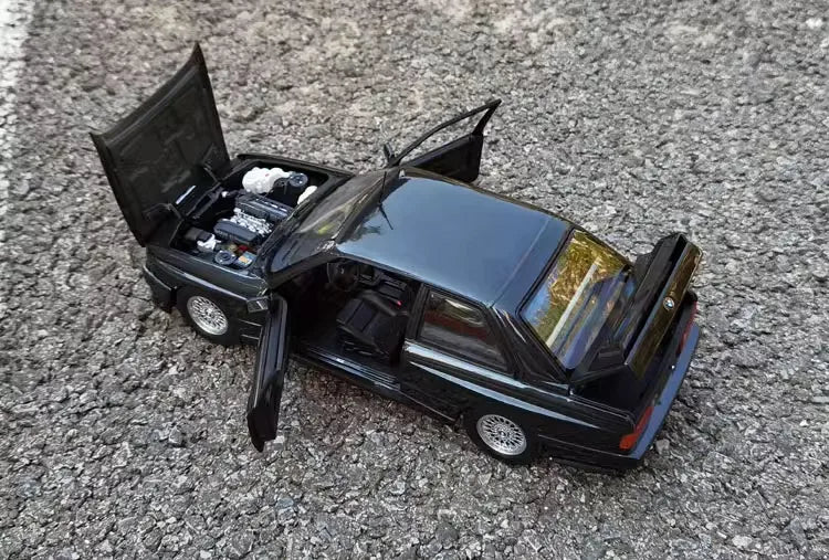 1:18 BMW 1987 M3 E30 Die Cast Model Car