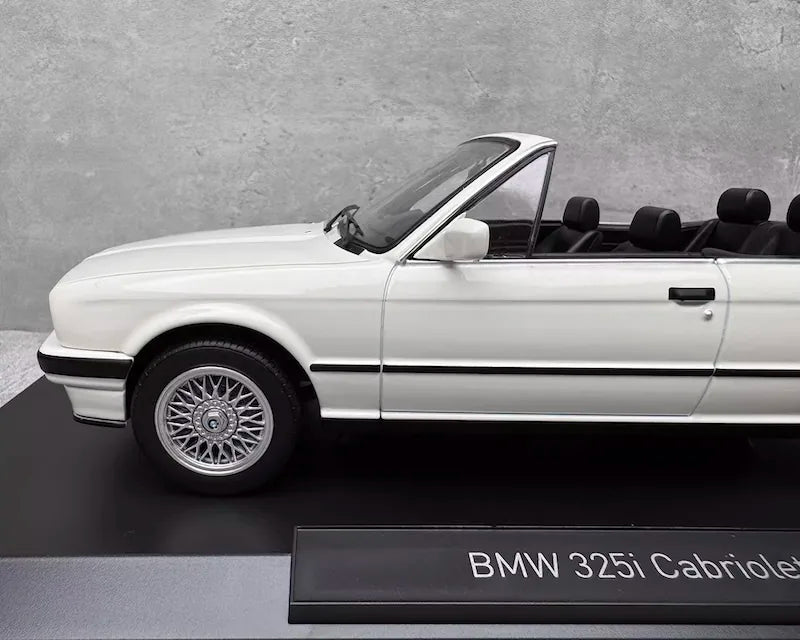 1:18 BMW 1991 325i Cabriolet Die Cast Model Car