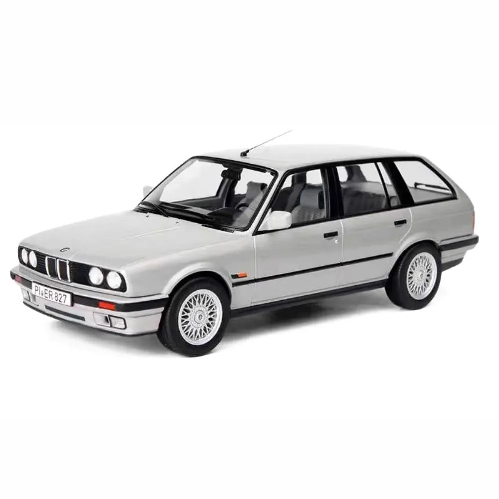 1:18 BMW 1991 325i Touring Silver Die Cast Model Car