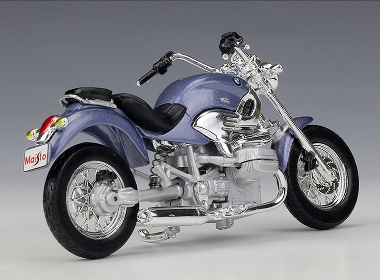 1:18 BMW 1998 R 1200 C Motorcycle Model