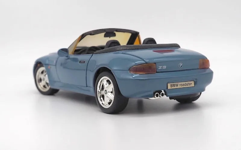 1:18 BMW 2000 Z3 2.8 Roadster Die Cast Model Car