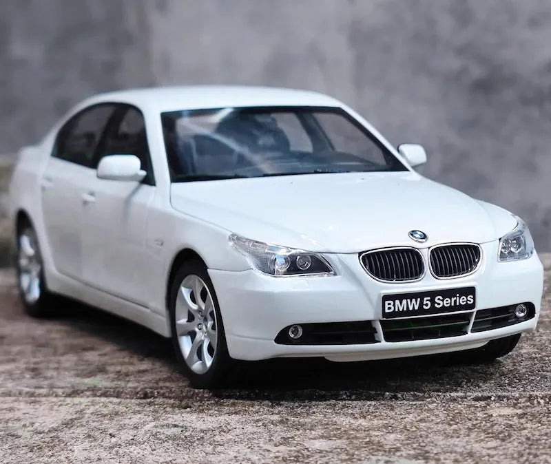 1:18 BMW 2003 E60 5 Series Die Cast Model Car