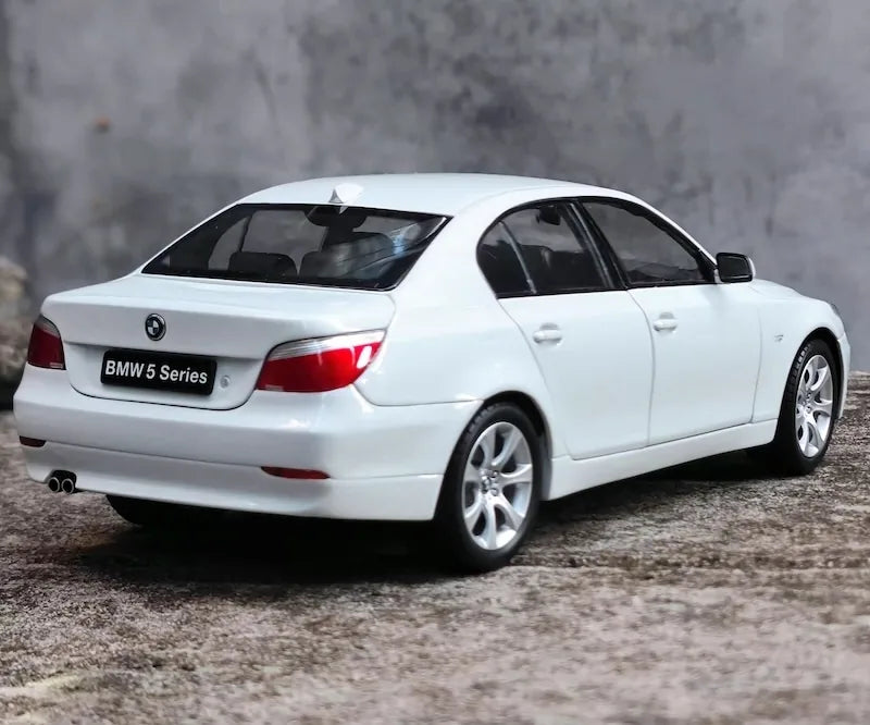 1:18 BMW 2003 E60 5 Series Die Cast Model Car