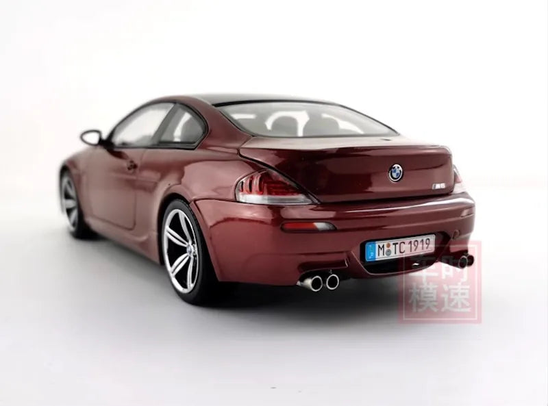 1:18 BMW 2005 M6 Die Cast Model Car