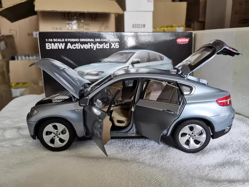 1:18 BMW 2008 X6 E71 Die Cast Model Car