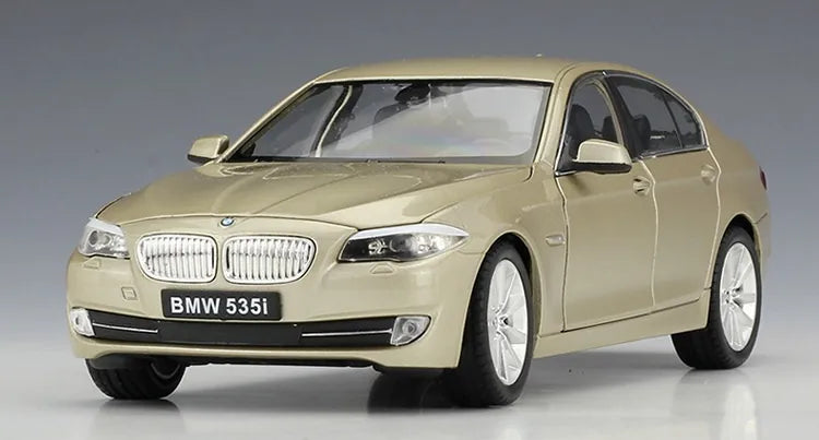 1:24 BMW 2011 535i F10