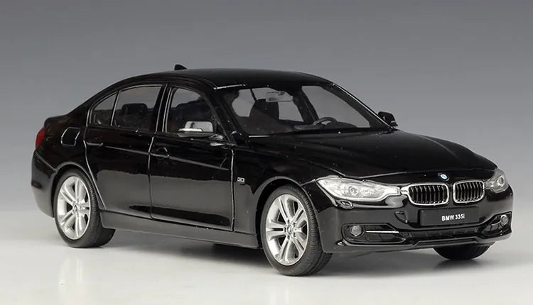 1:24 BMW 2012 335i F30