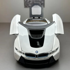 1:24 BMW 2013 i8