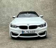 1:18 BMW 2014 M4 F82 Die Cast Model Car