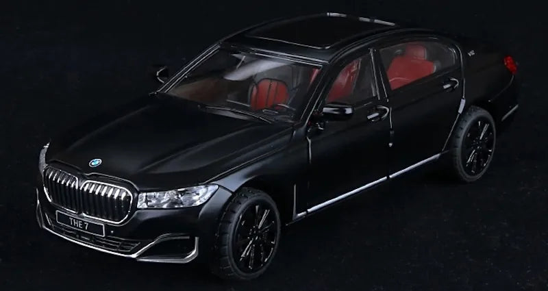 1:24 BMW 2015 740Li G11