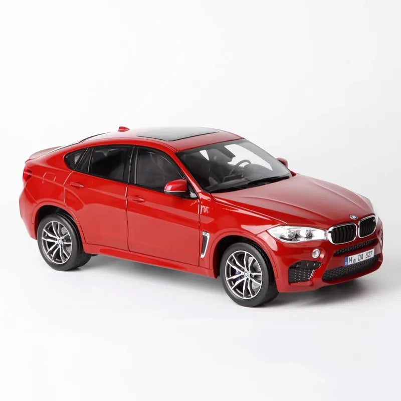 1:18 BMW 2015 X6M Die Cast Model Car