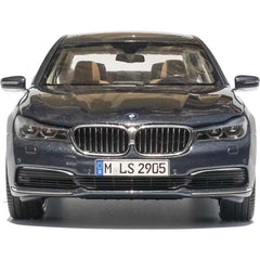 1:18 BMW 2016 750Li Die Cast Model Car