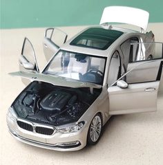 1:18 BMW 2017 5 Series G30 Die Cast Model Car