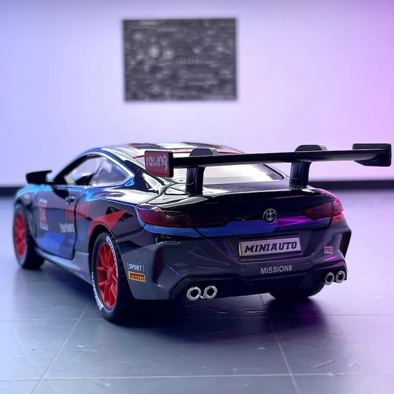 1:32 BMW 2017 M8 G15 GTE