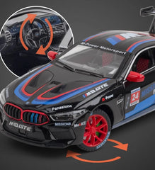 1:24 BMW 2017 M8 G15 GTE