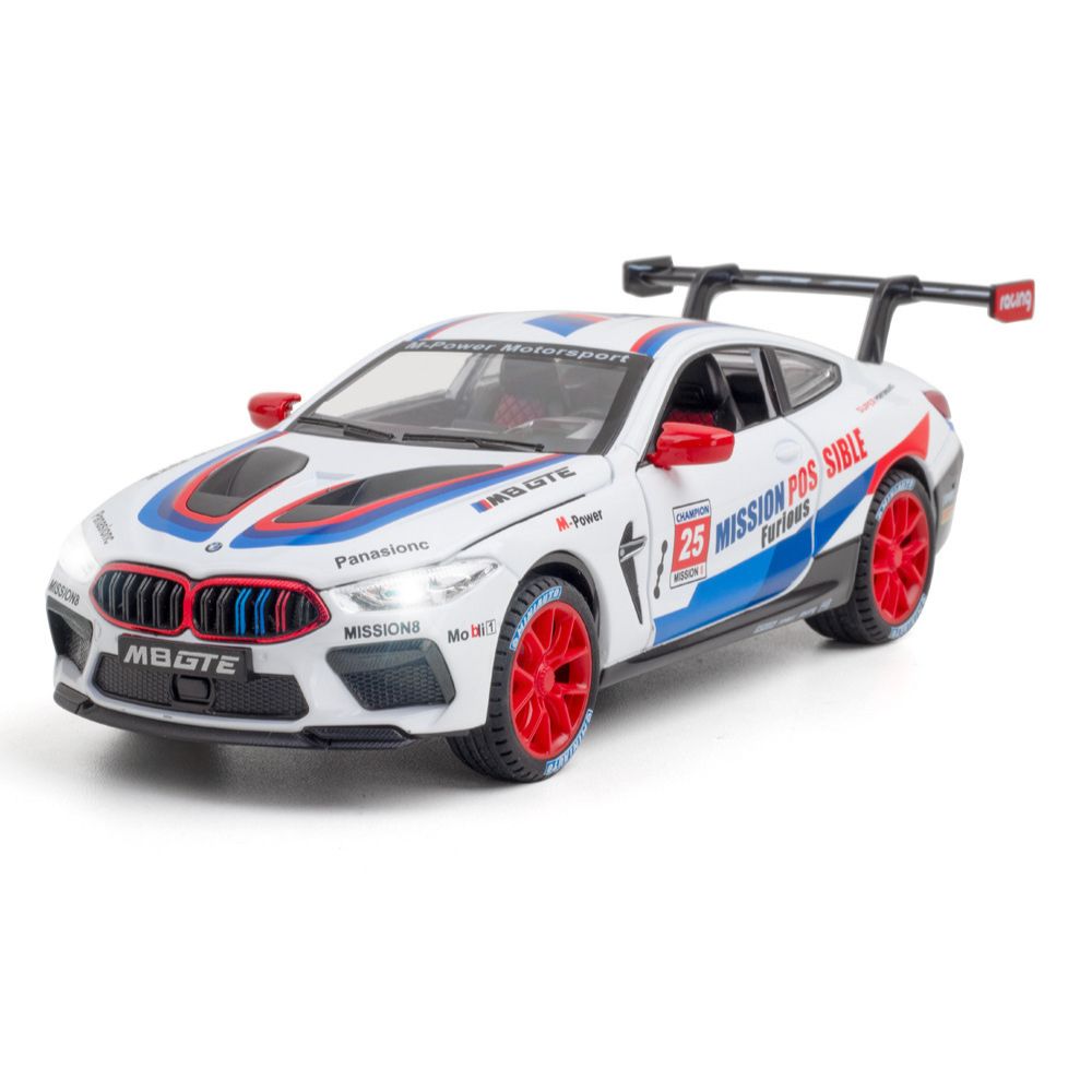 1:24 BMW 2017 M8 G15 GTE Die Cast Model Car