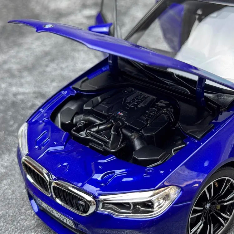 1:18 BMW 2018 M5 F90 Die Cast Model Car