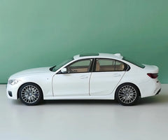 1:18 BMW 2019 330i M Sport Die Cast Model Car