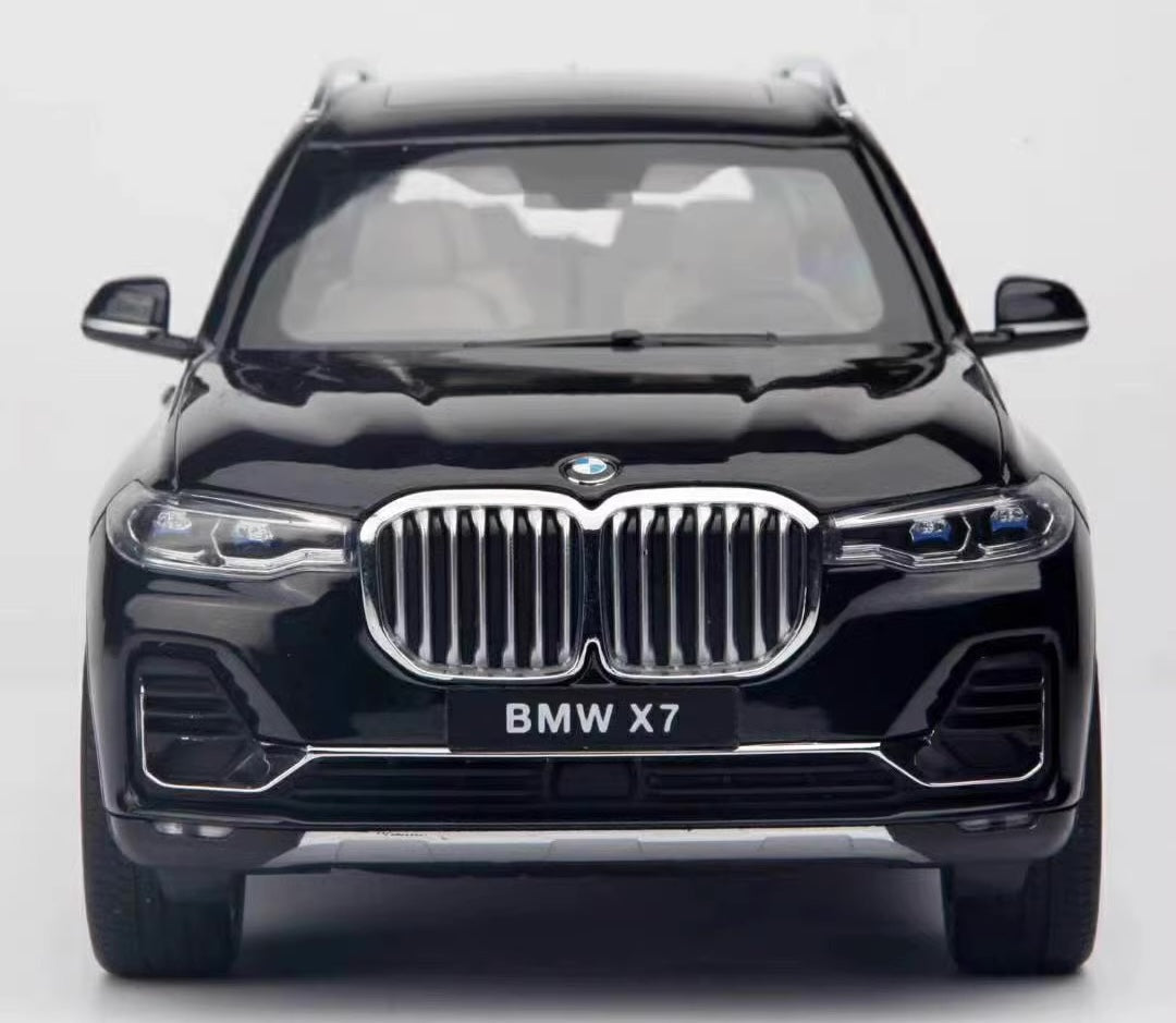 1:18 BMW 2019 X7 G07 Die Cast Model Car