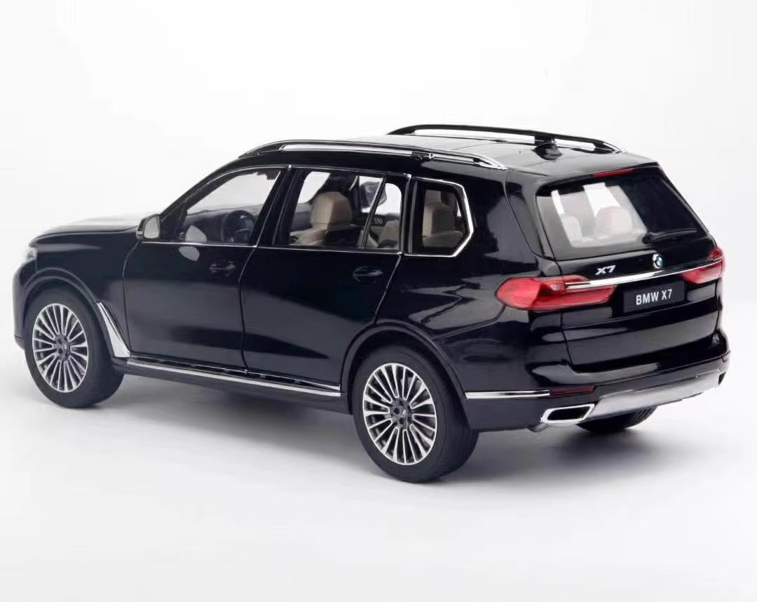 1:18 BMW 2019 X7 G07 Die Cast Model Car