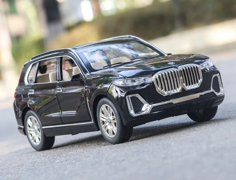 1:24 BMW 2020 X7 xDrive40i