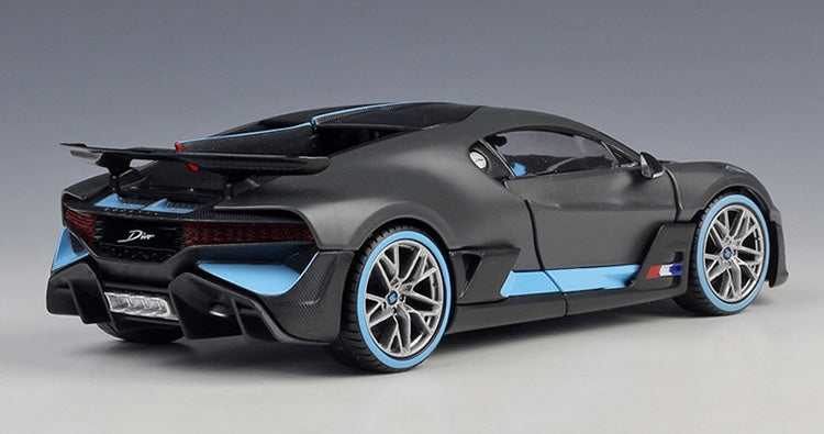 1:24 Bugatti 2019 Divo Die Cast Model Car