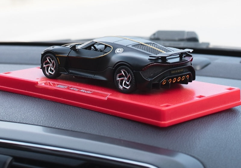 1:32 Bugatti 2021 La Voiture Noire Die Cast Model Car