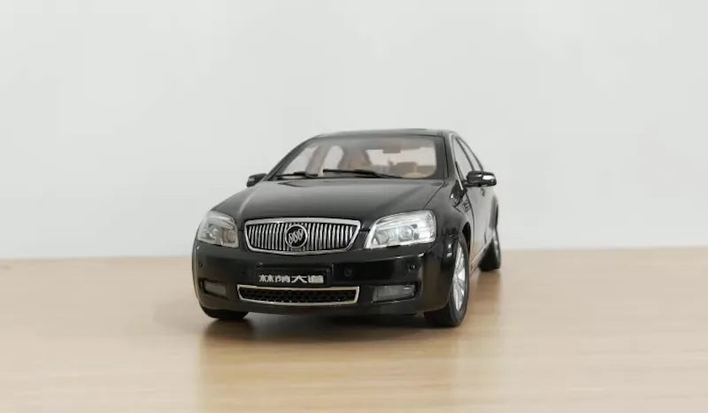 1:18 Buick 2007 Park Avenue Die Cast Model Car