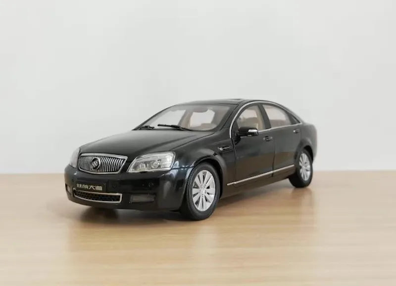 1:18 Buick 2007 Park Avenue Die Cast Model Car