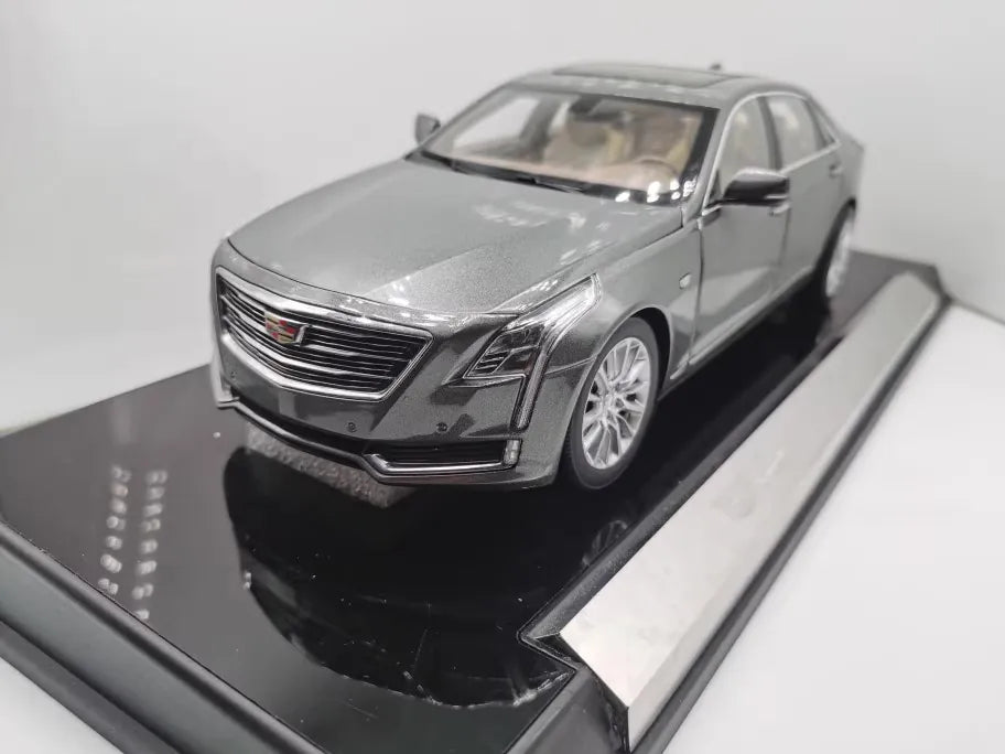 1:18 Cadillac 2016 CT6 Gray Die Cast Model Car