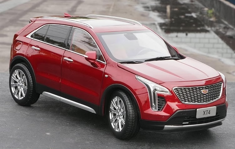 1:18 Cadillac 2022 XT4 Die Cast Model Car