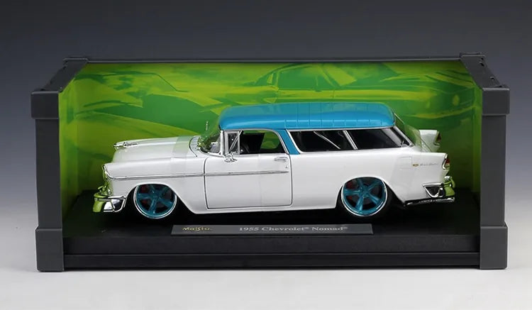 1:18 Chevrolet 1955 Nomade 