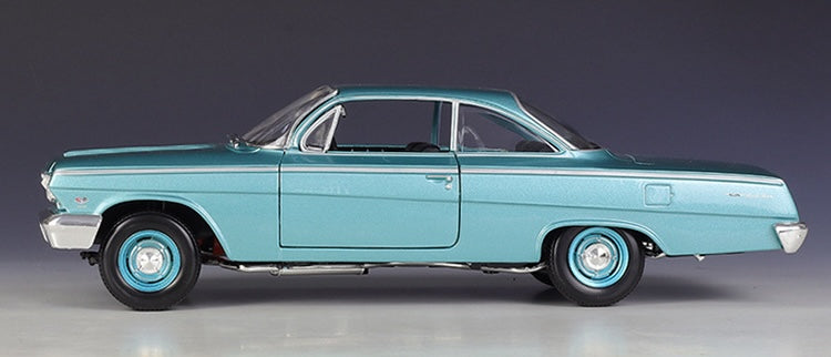 1:18 Chevrolet 1962 Bel Air Die Cast Model Car