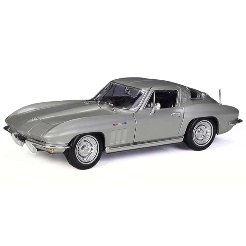 1:18 Chevrolet Corvette del 1965 