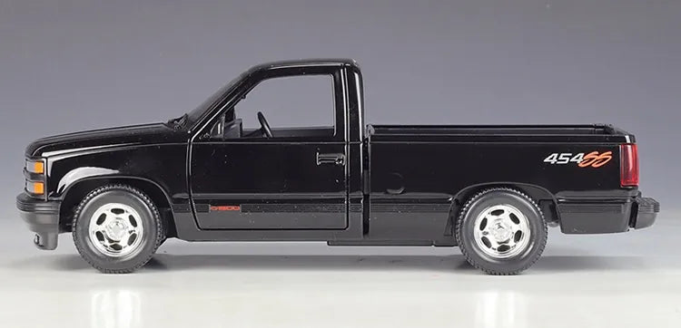 1:24 Chevrolet 1993 454 SS Pick-up Die Cast Model Car