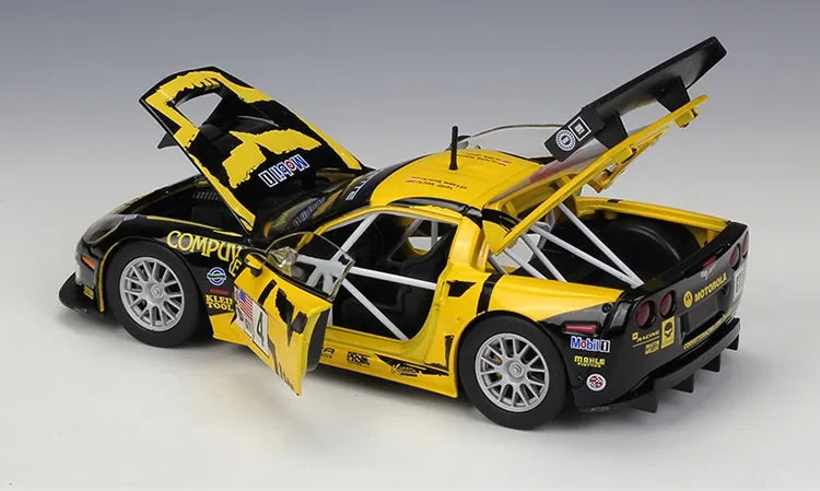 1:24 Chevrolet Corvette C6R GT1 del 2006 