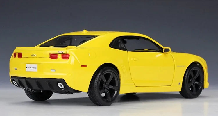 1:24 Chevrolet 2010 Camaro 4a 