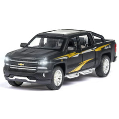 Scala 1:32 Chevrolet Silverado del 2017 