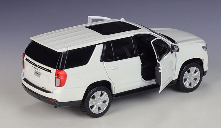 1:24 Chevrolet 2021 Tahoe Die Cast Model Car