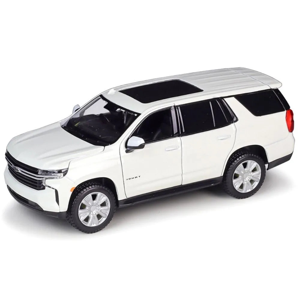 1:24 Chevrolet Tahoe 2021 