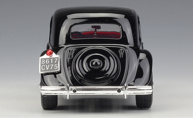 1:24 Citroen 1938 15 CV TA Die Cast Model Car