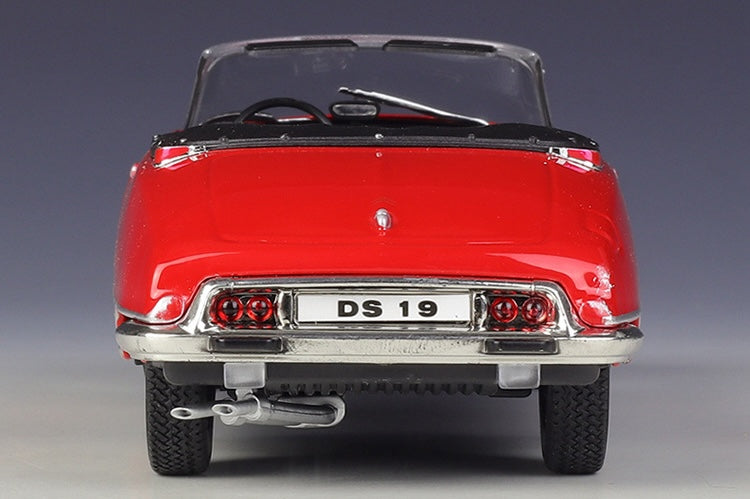 1:24 Citroen 1955 DS 19 Cabriolet Die Cast Model Car