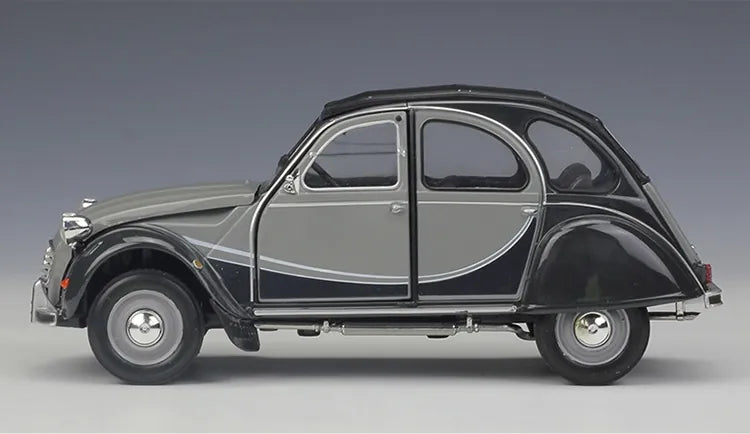 1:24 Citroen 1982 2CV 6 Charleston