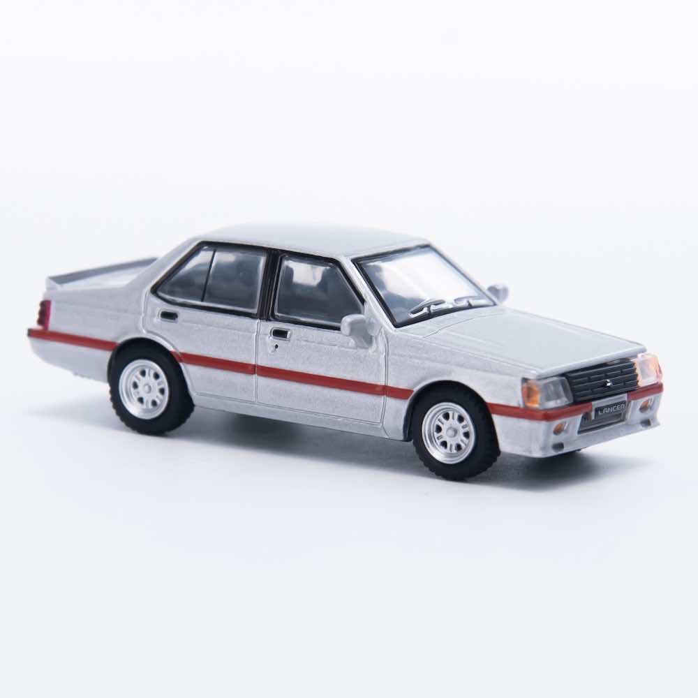 1:64 Mitsubishi Lancer EX2000 Die Cast Model Car